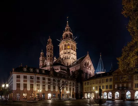 csm_RN_DLX_MAINZ_03_web_6c18920fb9